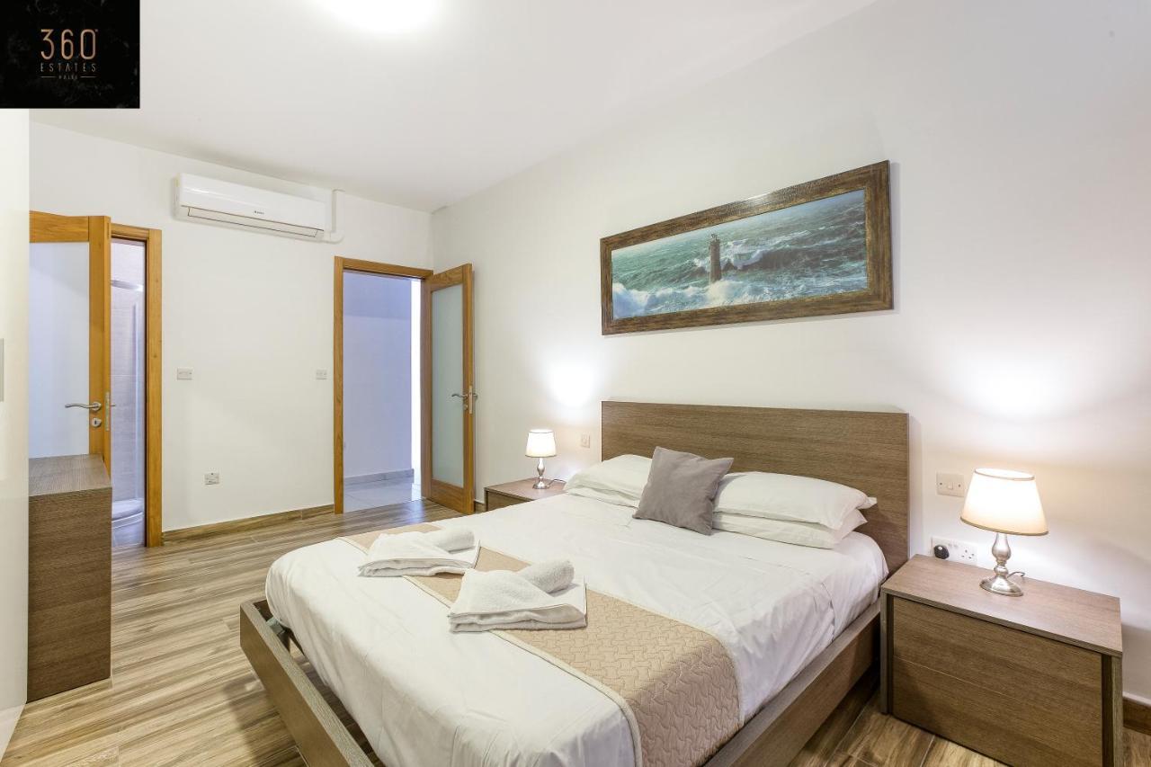 Lux Sea Front Penthouse With Breathtaking Views In St Pauls By 360 Estates Lejlighed San Pawl il-Baħar Eksteriør billede